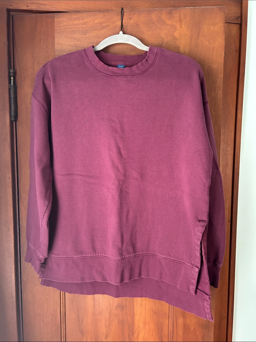 Old Navy Women’s Crewneck Sweatshirt - Burgundy
